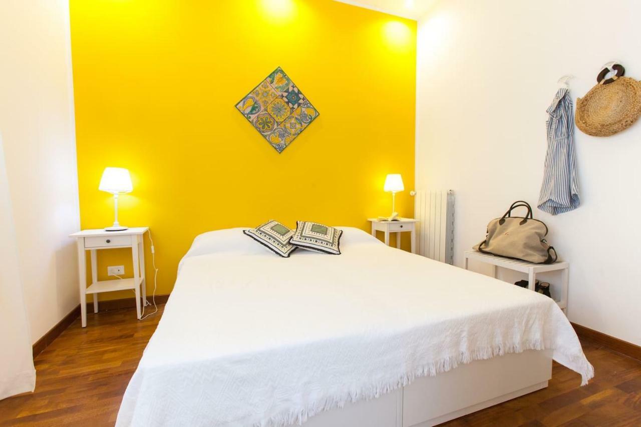My Home In Mondello Palermo Bagian luar foto