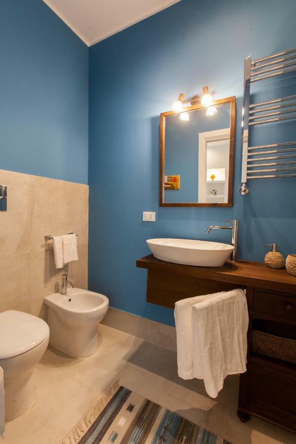 My Home In Mondello Palermo Bagian luar foto